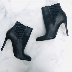 bcbgmaxazria black stilleto ankle booties boots